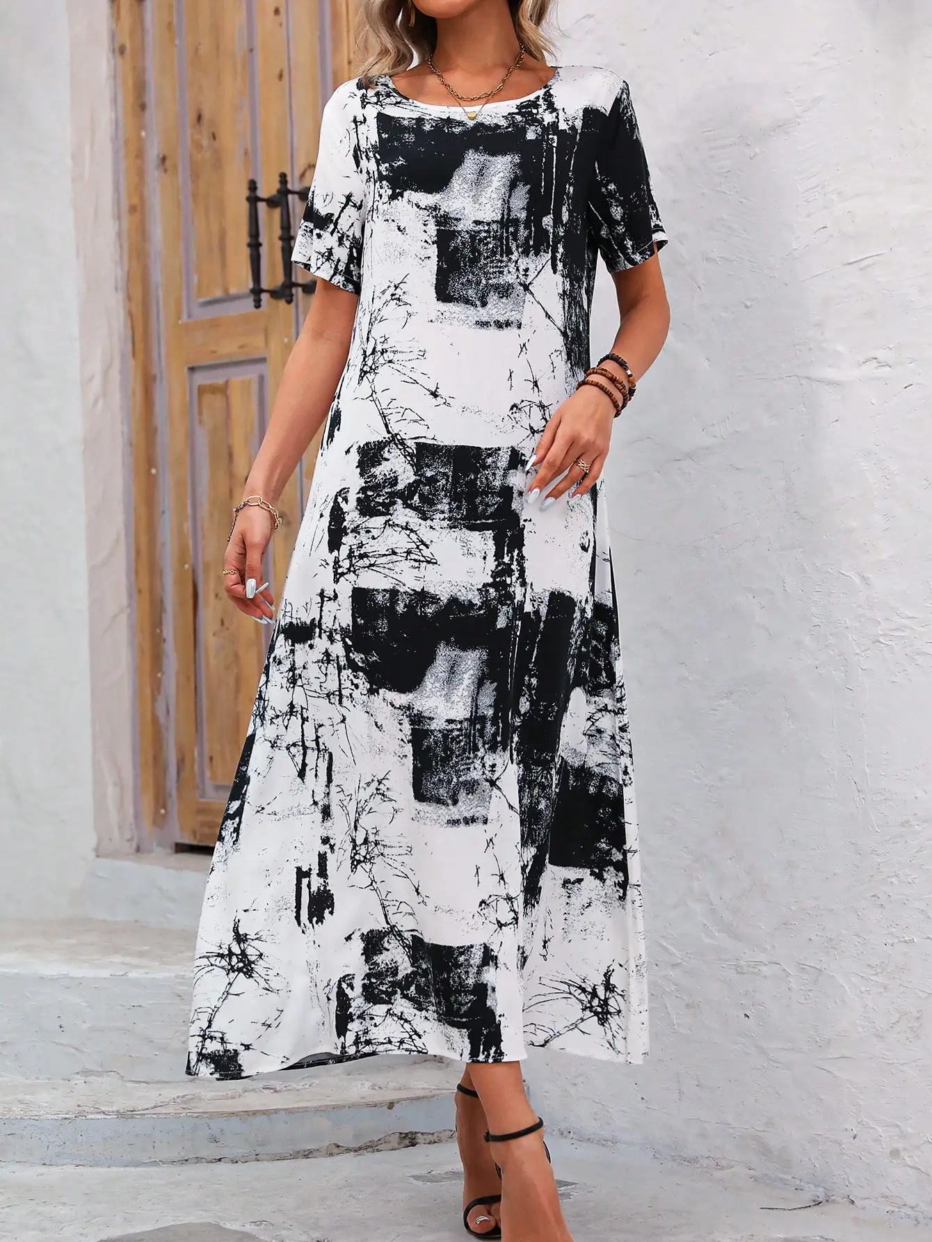 Robe longue pour femme à imprimé abstrait noir et blanc - Robe décontractée à col rond et manches courtes, coupe ample, idéale pour les vacances et le bureau - Image 5